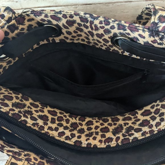 Leopard Print Shoulder Bag - Picture 7 of 7